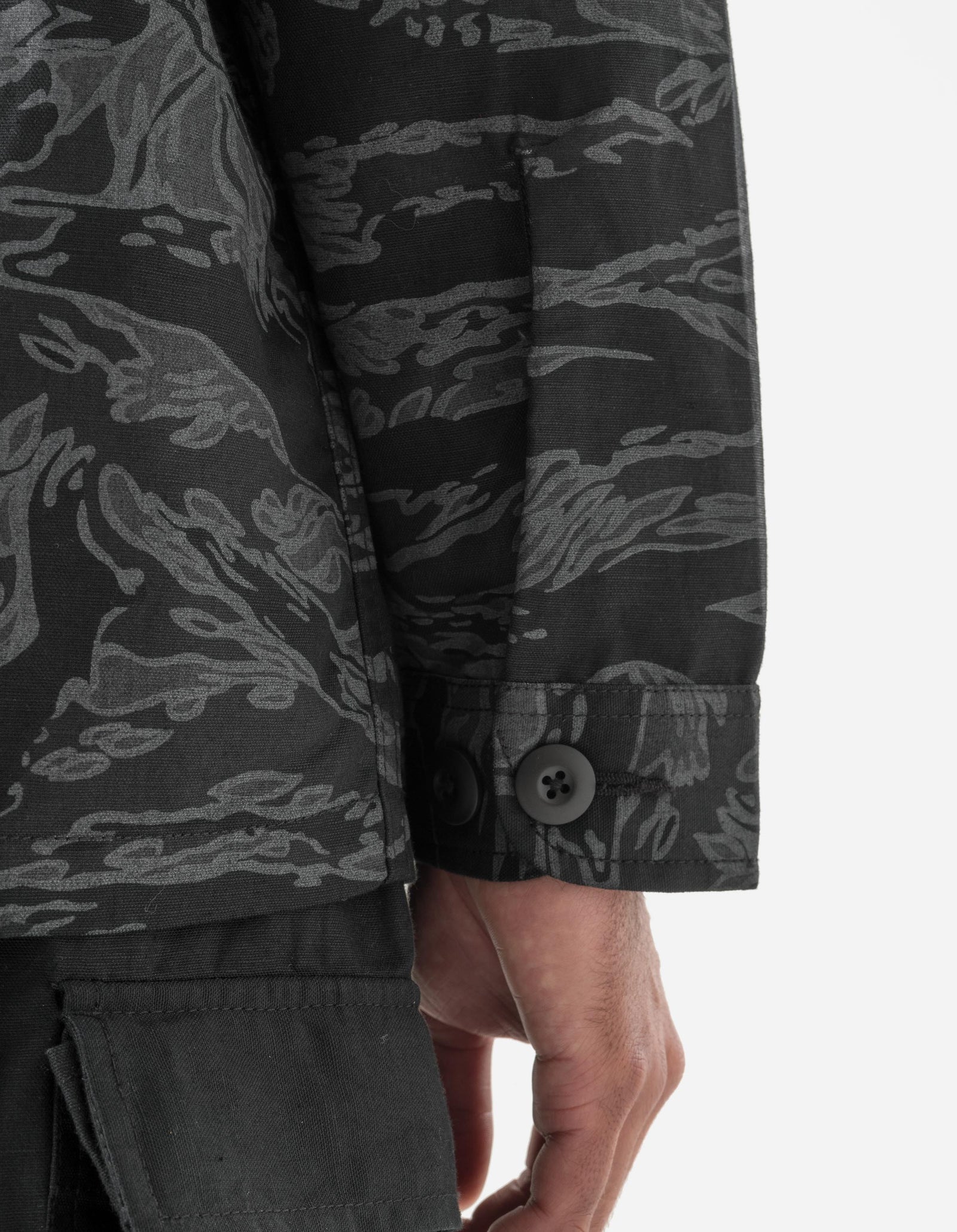 7147 Bonsai Tigerstripe L/S Utility Shirt Subdued Night