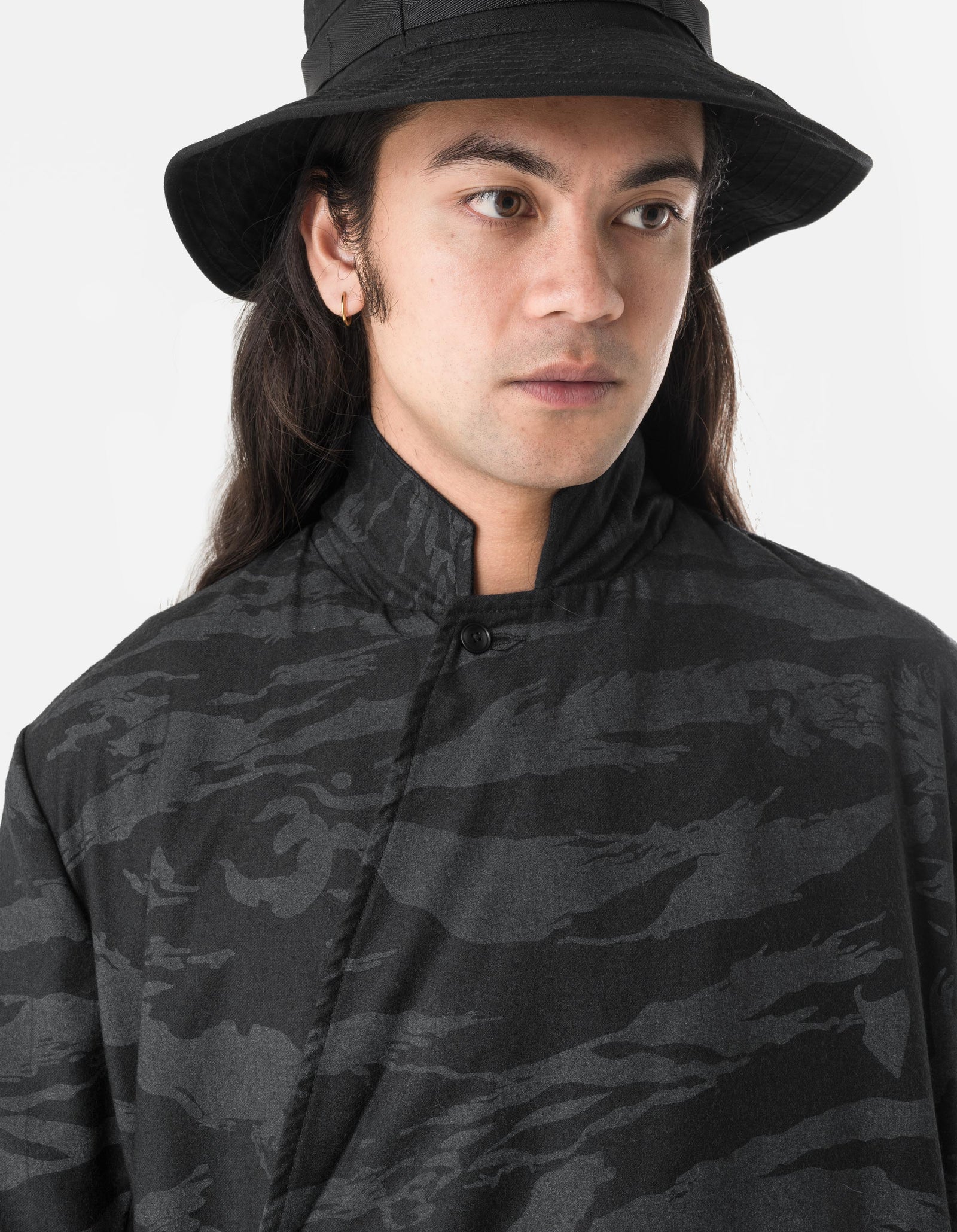 7151 Bonsai Tigerstripe Kimono Blazer Black