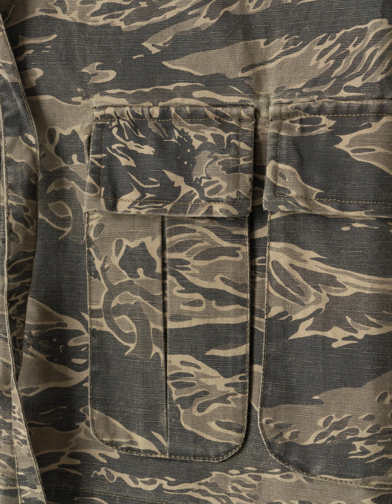 7148 Modified Jungle Shirt Mint Gold