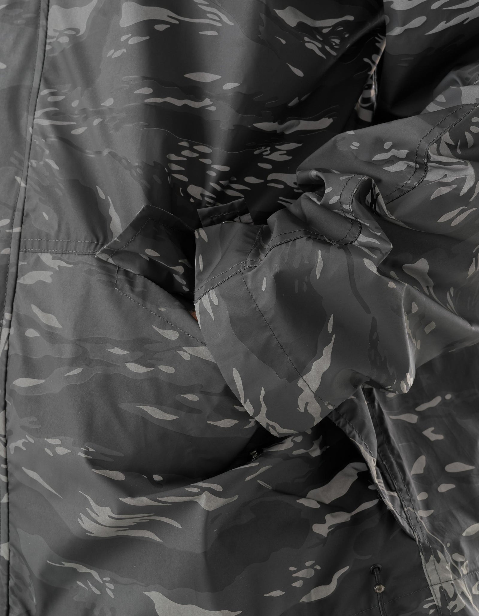 7120 Reflective Camo ECWS Parka Subdued Night