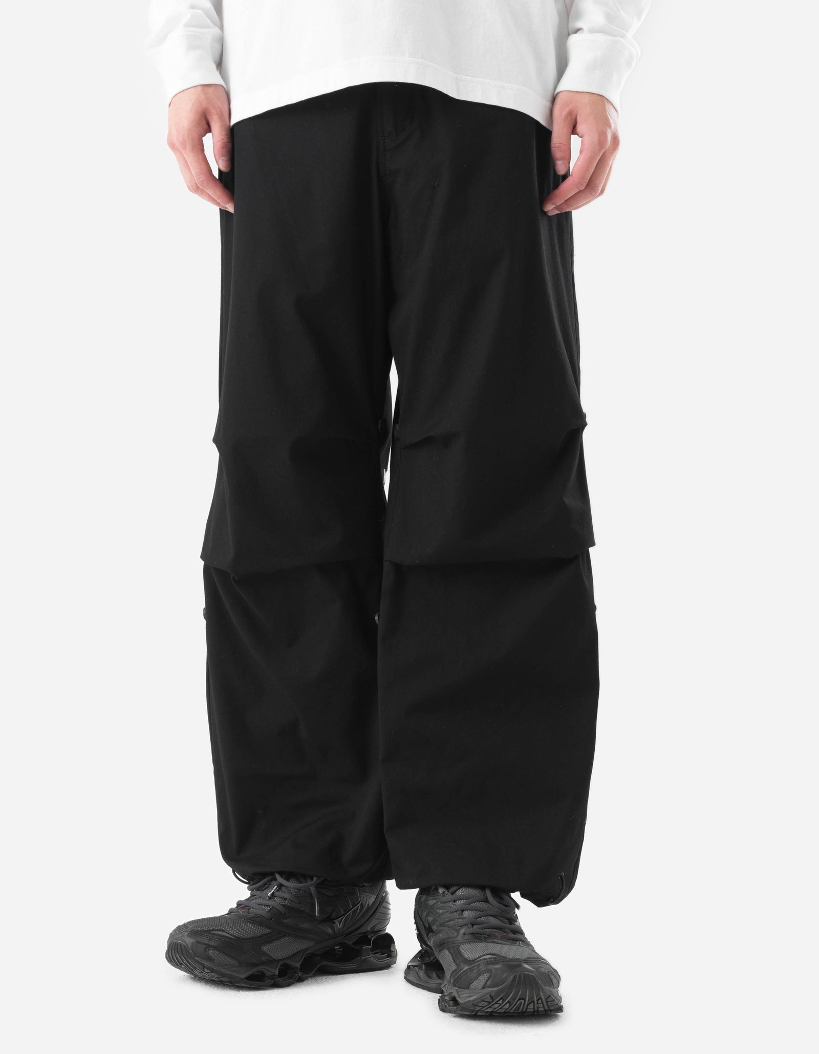 6127 Snodragon Loose Embroidered Snopants Black