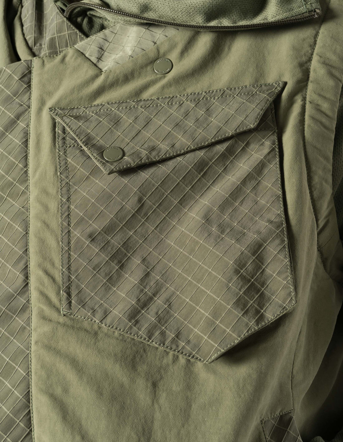 7581 DWR Hemp Light Padded Asym Vest Olive OG-107F