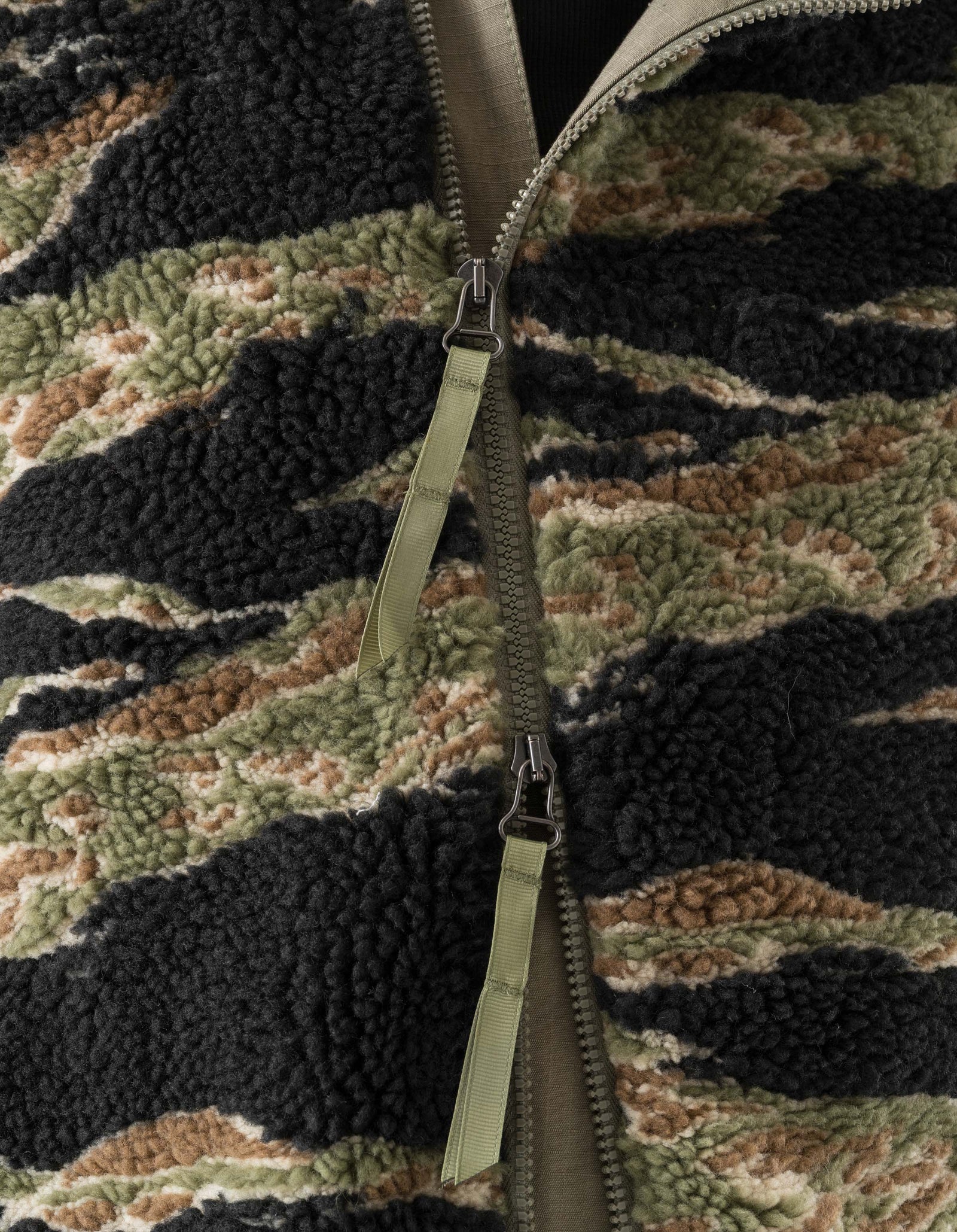 7275 Camo Asym Sherpa Fleece Jacket Mint Gold