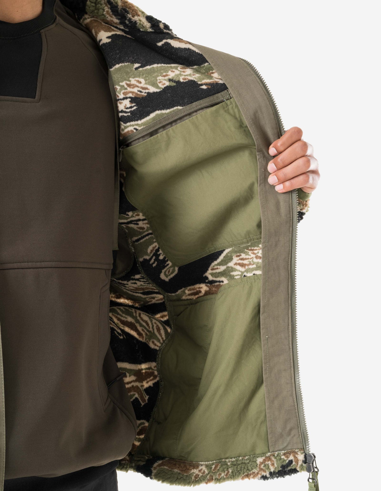 7275 Camo Asym Sherpa Fleece Jacket Mint Gold