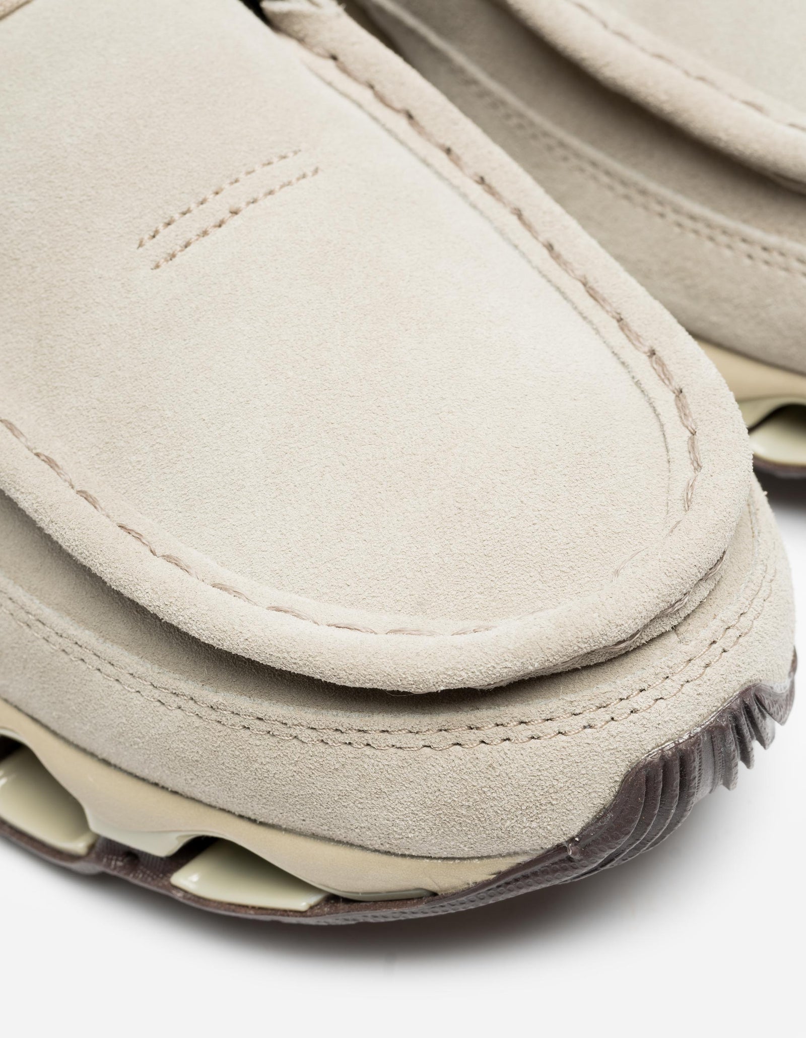 Mizuno Wave Prophecy Moc Suede Taupe
