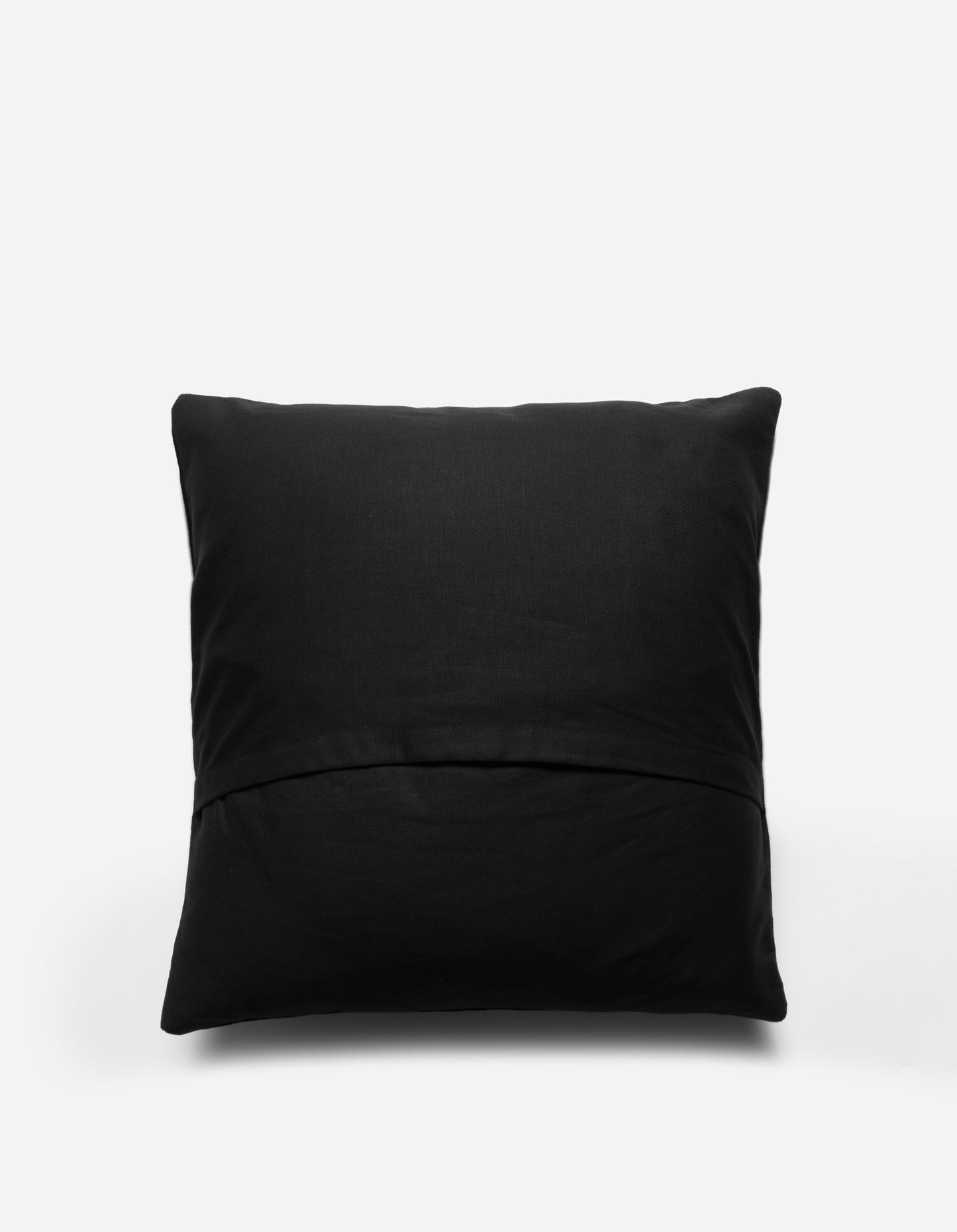 5087 Original Dragon Cushion Black