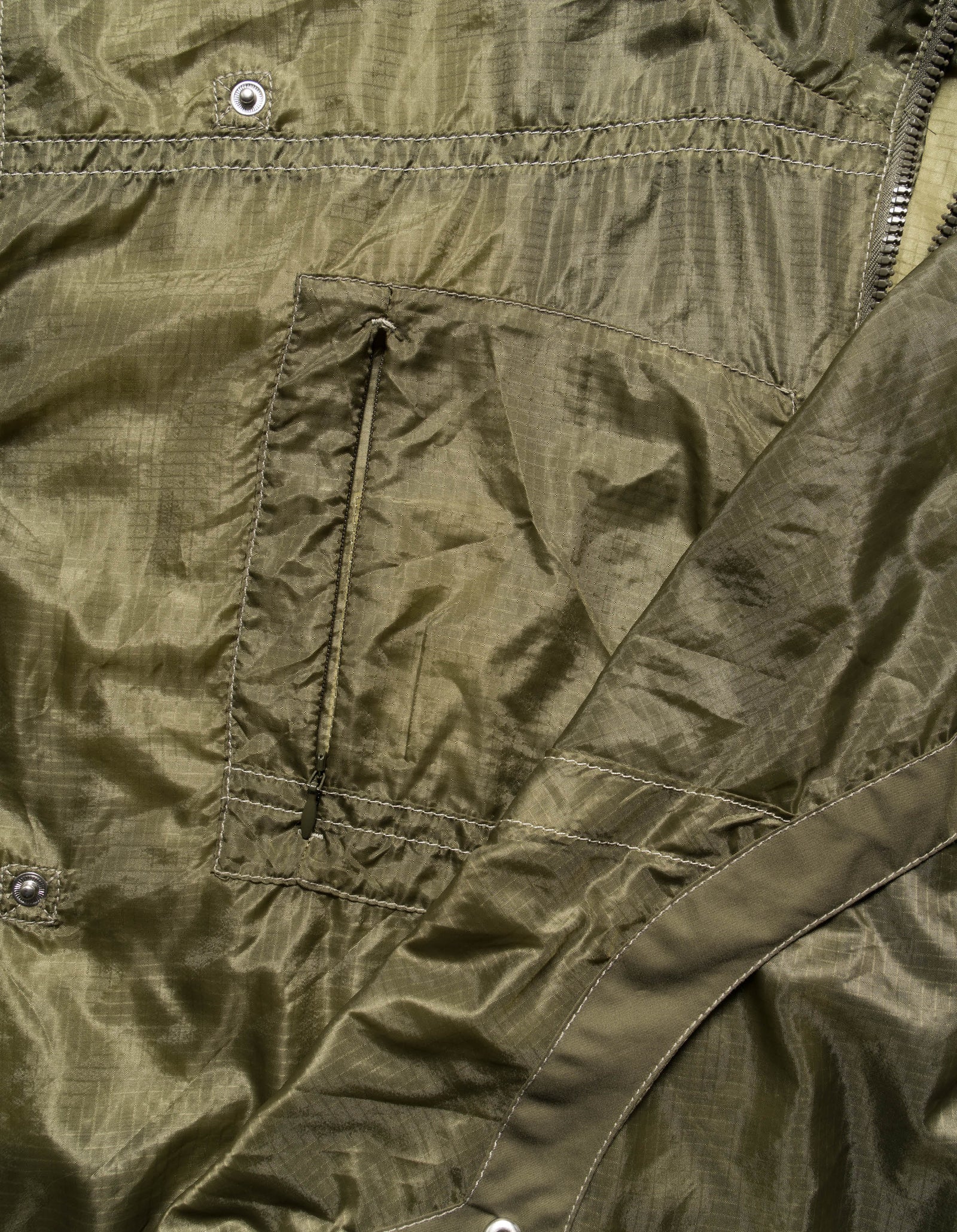 5089 Upcycled Monk Snoparka Olive
