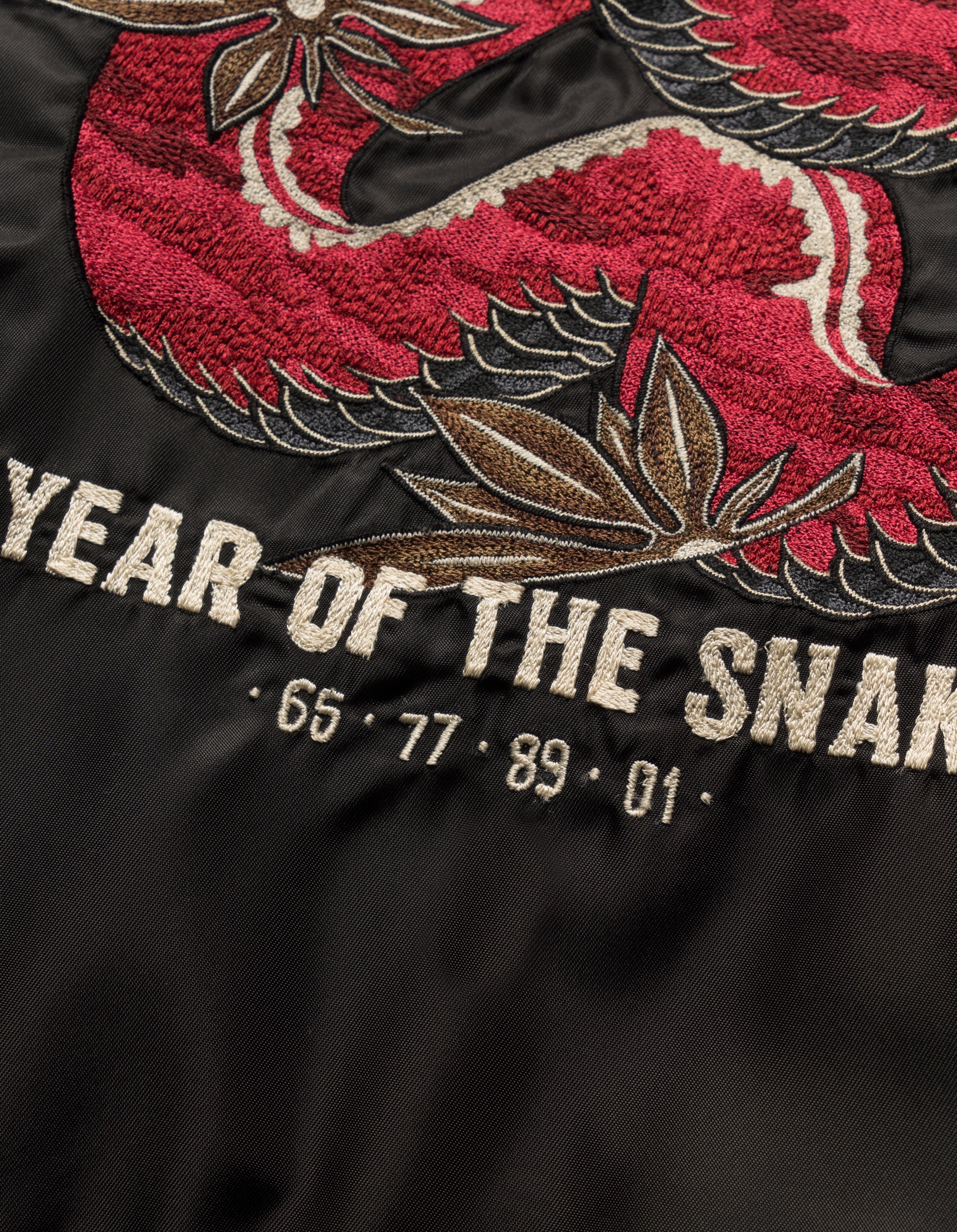 6006 Year of the Snake MA1 Kimono Black – Maharishi 6006 Year of the Snake MA1 Kimono Black – Maharishi