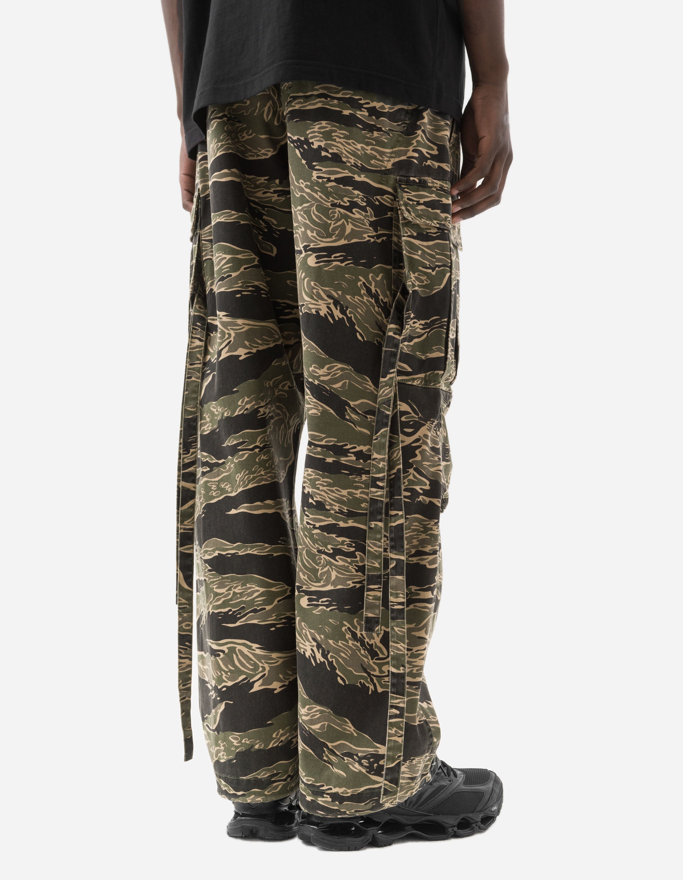 4277 Upcycled M65 Loose Cargo Pants Olive – Maharishi