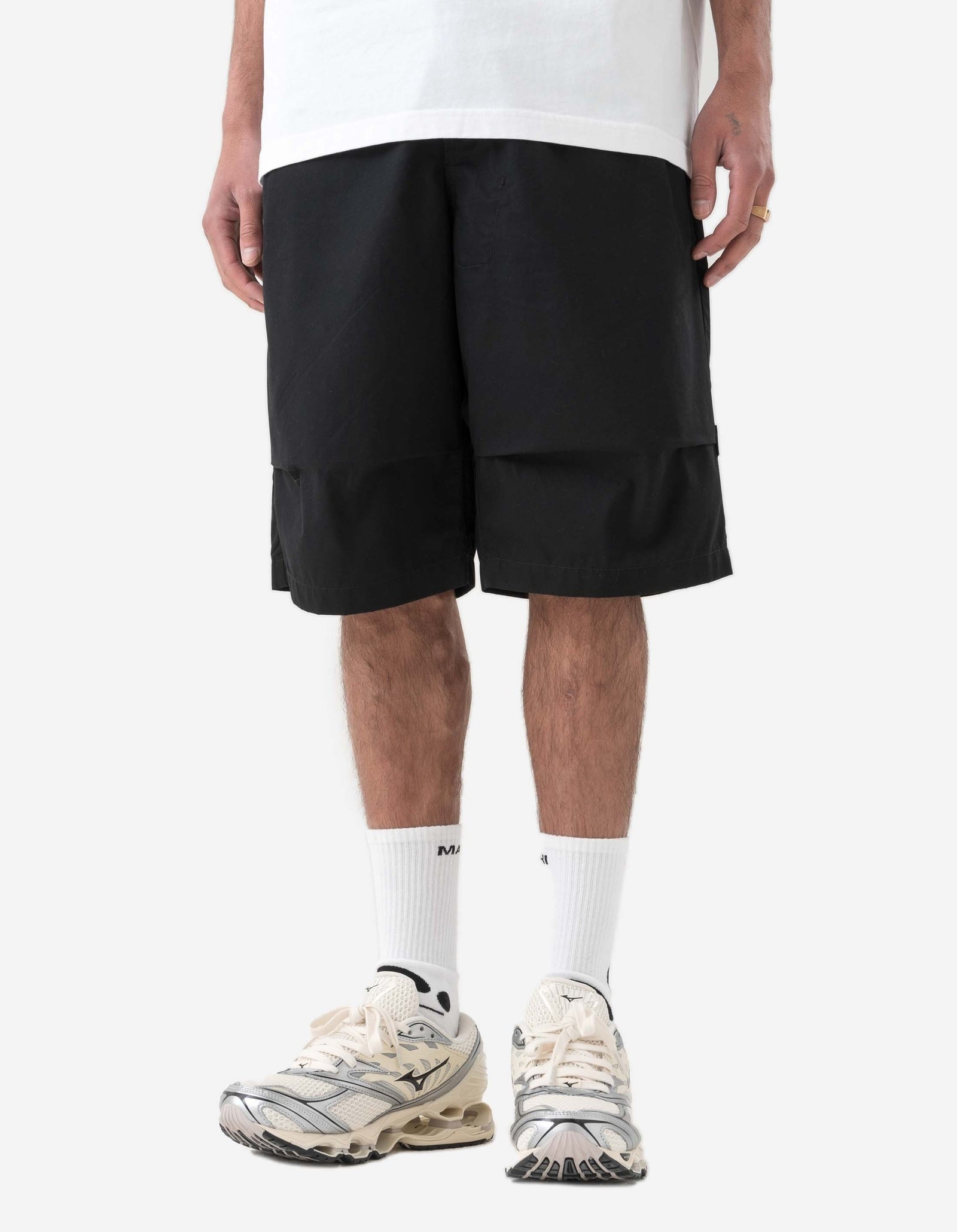 6103 Crow & Heron Loose Snoshorts Black