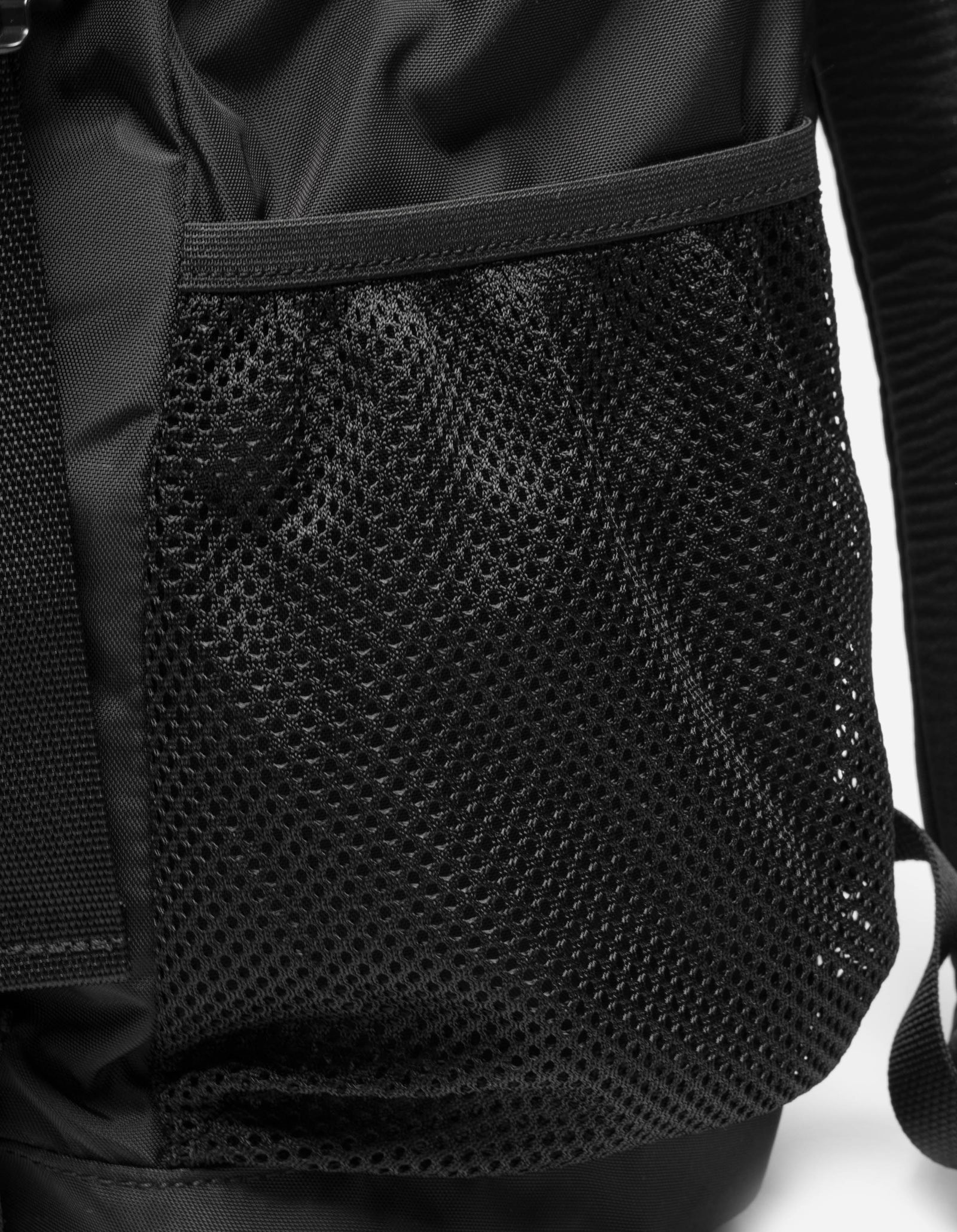 2223 M.A.L.I.C.E Day Pack Black