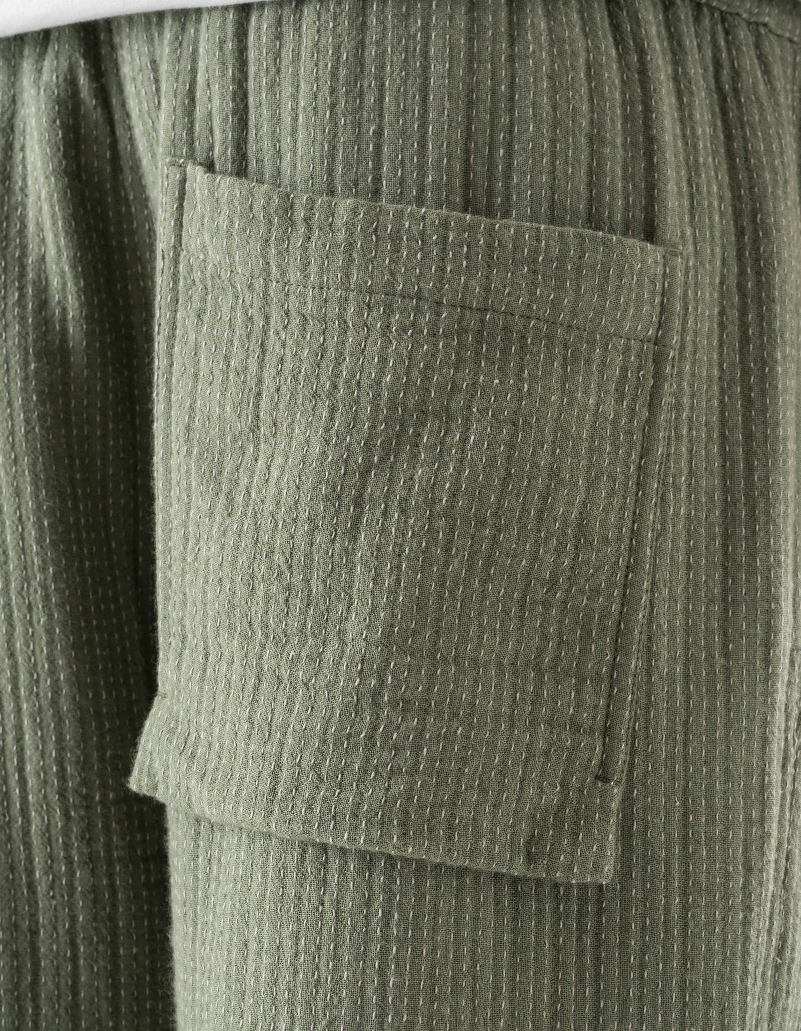 7300 Light Kantha Asym Track Pant Olive