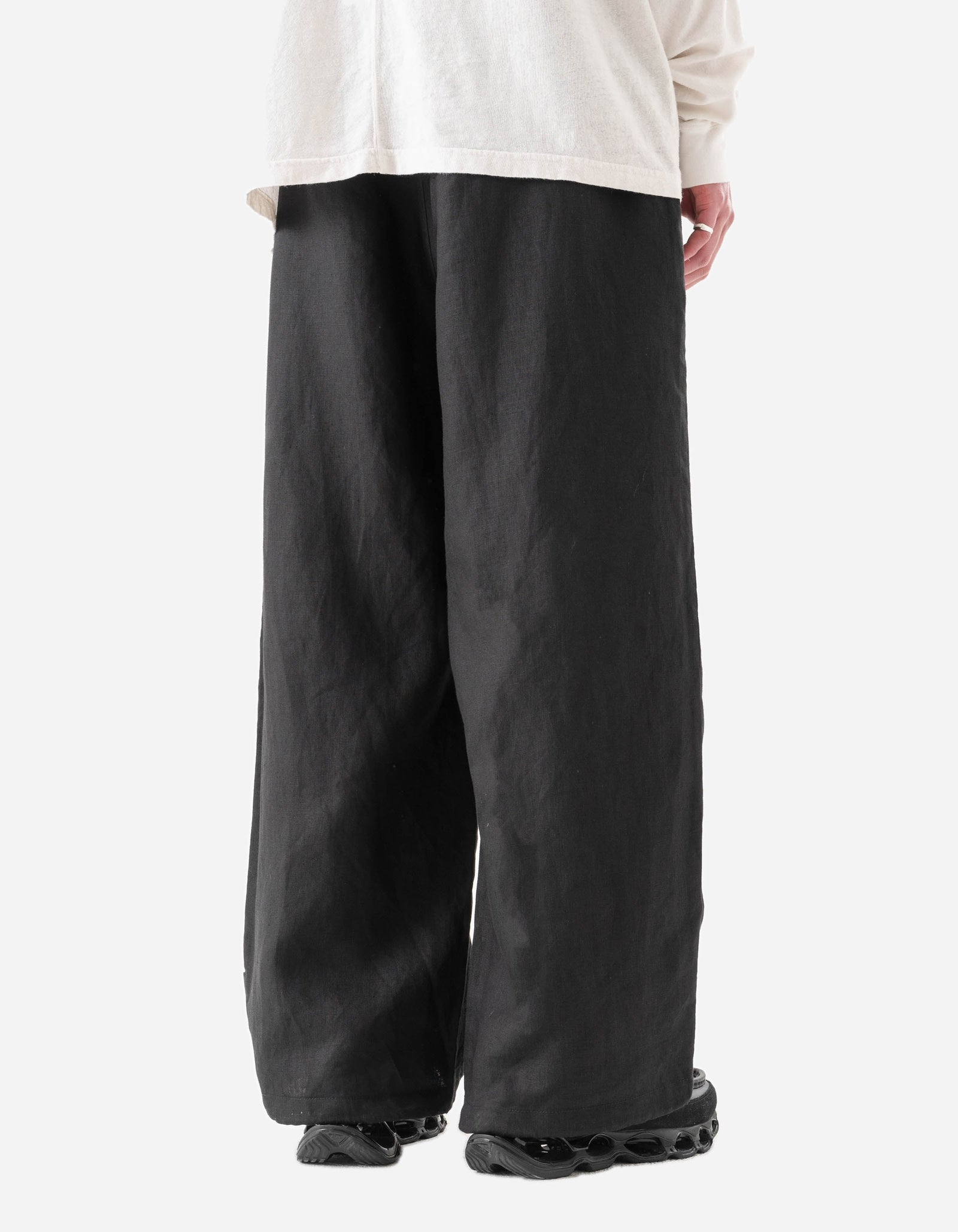 7312 Maha Asym Linen Pleated Pants Black