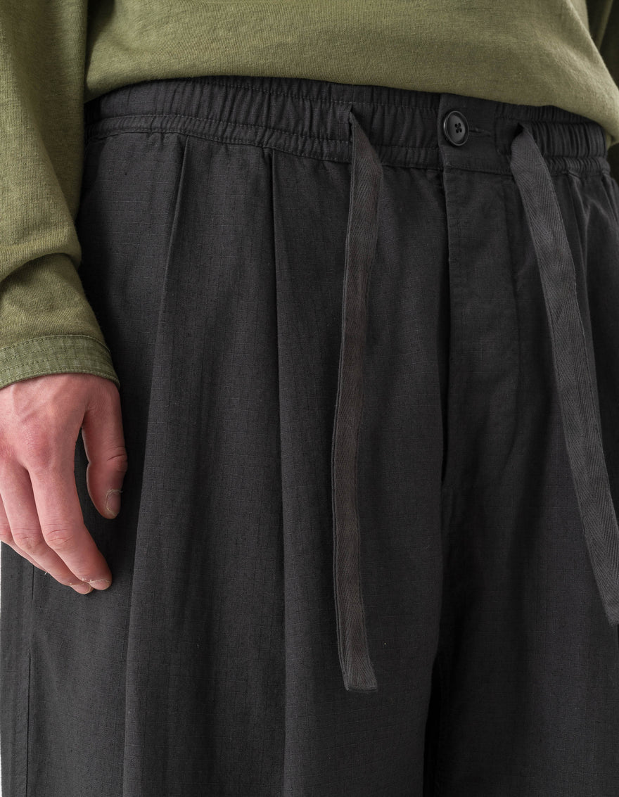 7319 Hemp Ripstop Pleated Trousers Black