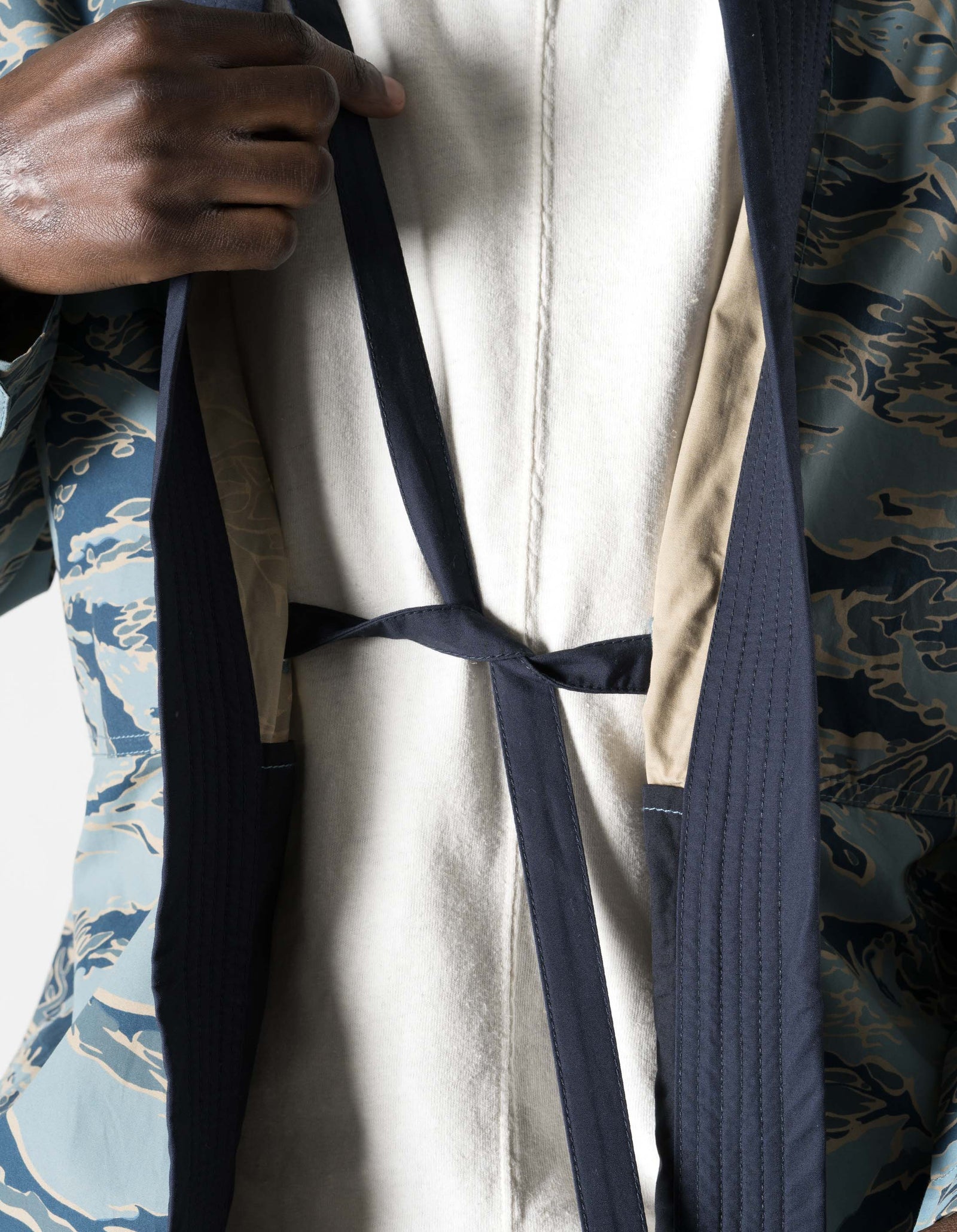 7377 Tigerstripe Hanten Shirt Urban