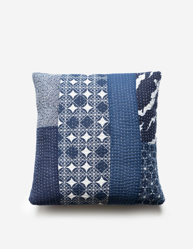 1471 Mahaboro Cushion Cover Navy/Ecru