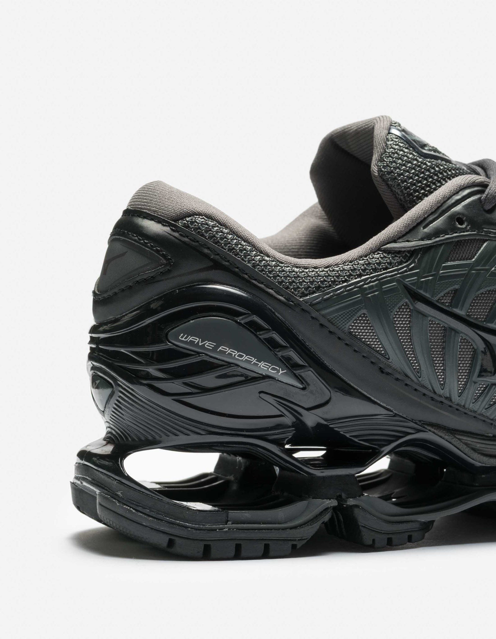 Mizuno Wave Prophecy LS Iron Gate/Black/Black Sand