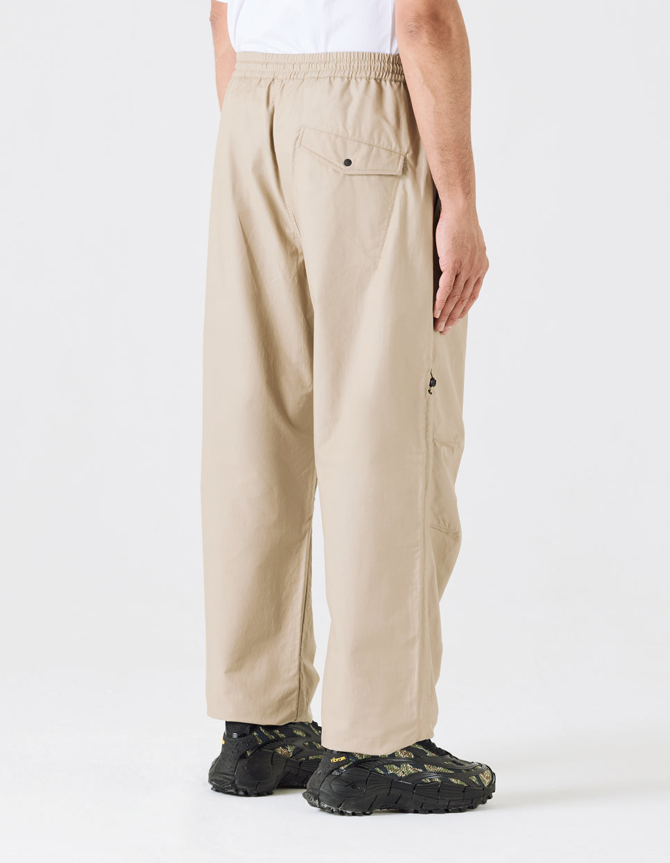 4296 Snocord® Loose Track Pants Sand
