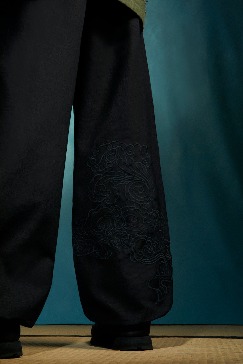 4219 Thai Cloud Embroidered Loose Snopants® Black/Tonal