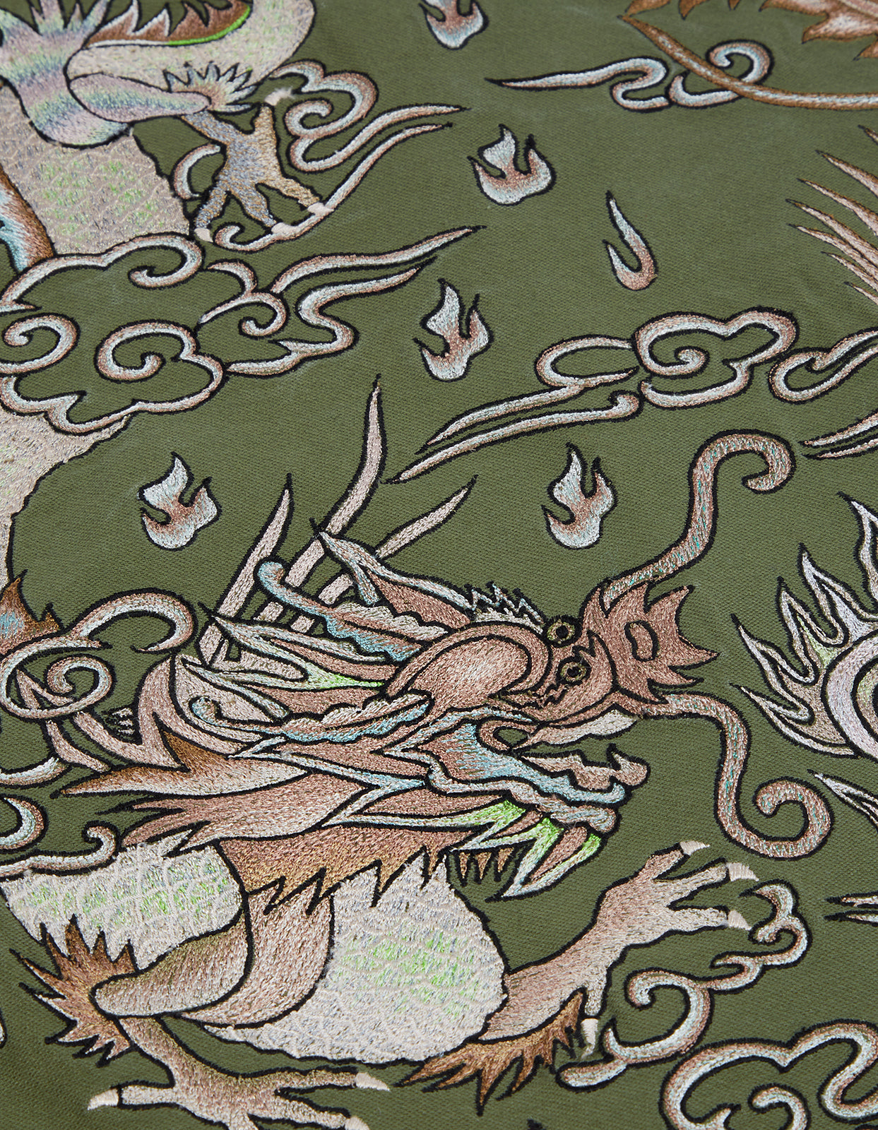 2136 Pearl Dragon Wall Tapestry Olive OG-107F